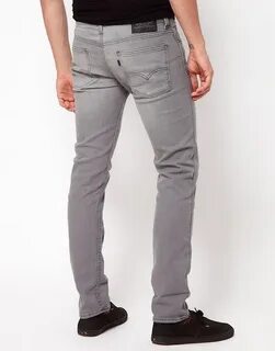 Levis slim