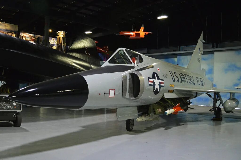 F 102. F-102 самолет. конвэр f-102а. Convair f-106. F-102 delta.