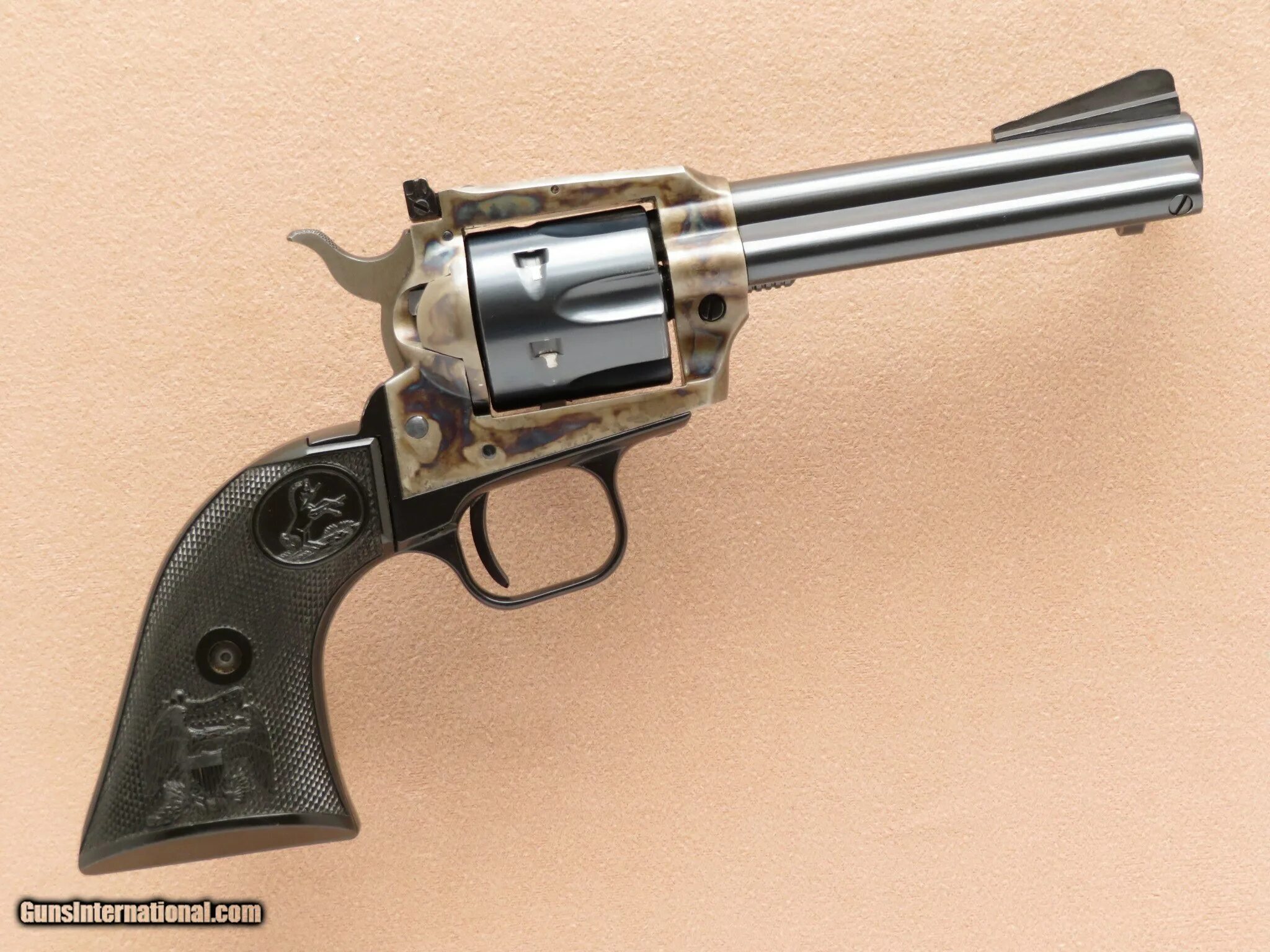 Single action army. Colt м1873 single action army. кольт бантлайн с 16-дюймовым стволом. colt single action frontier scout. colt 2.