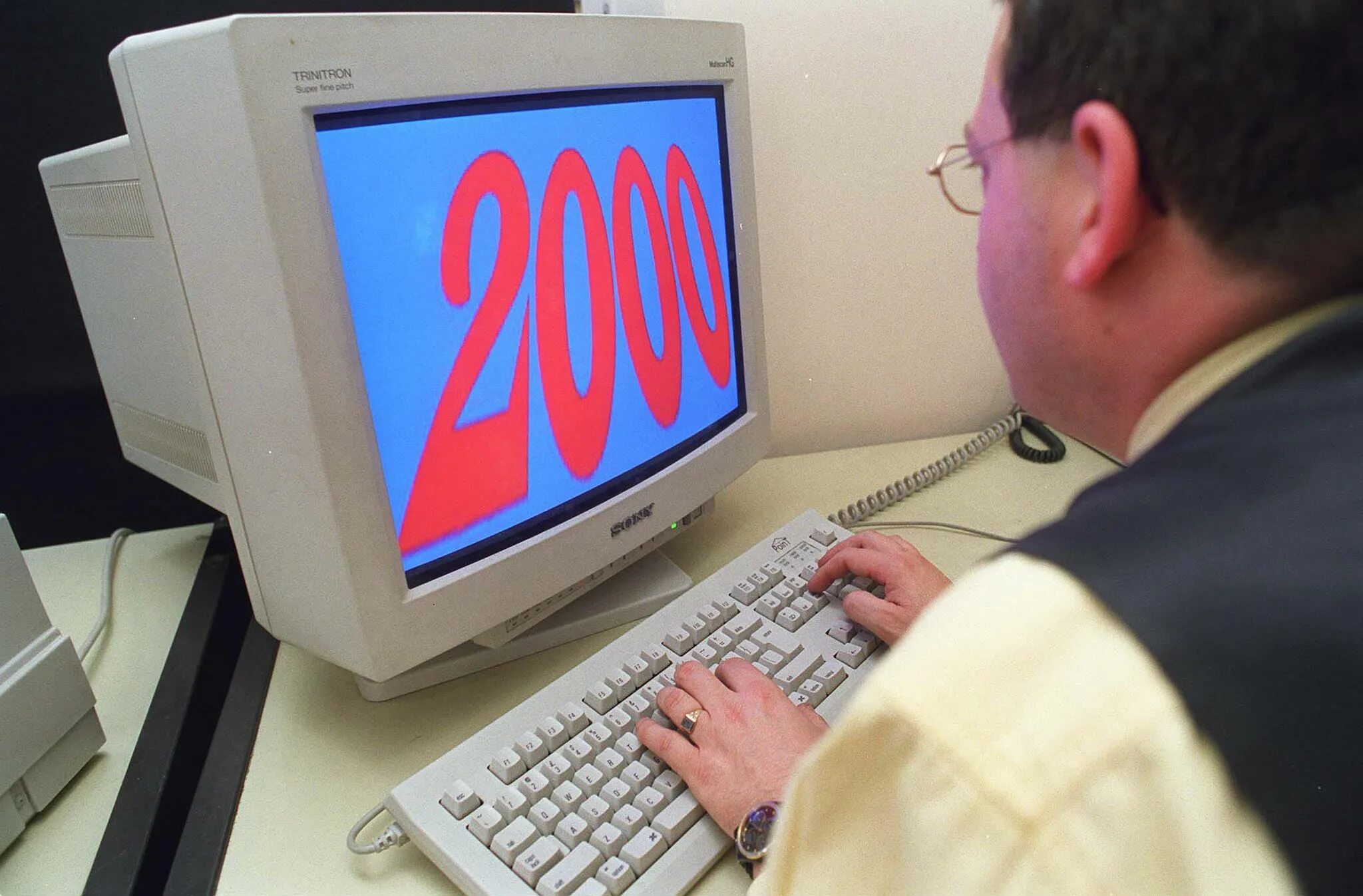 Проблемы 2000 х. Интернет 2000. интернет в 2000 году. y2k &quot;millenium bug&quot;. y2k интернет.