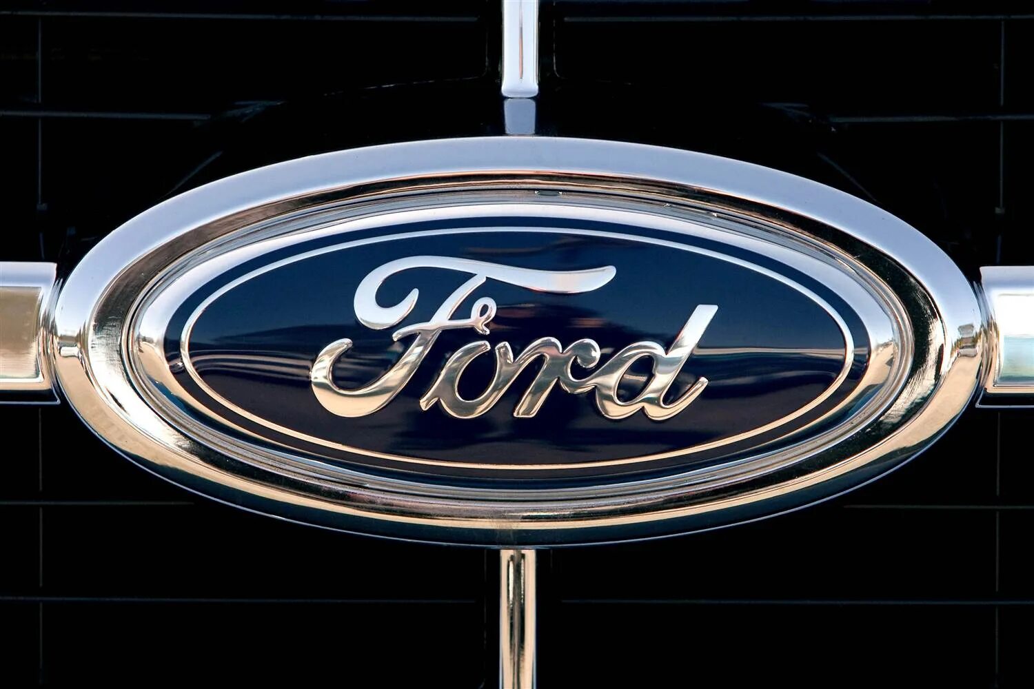 Форд налево. Форд налево. Форд налево. Эмблема форд. Ford значок.