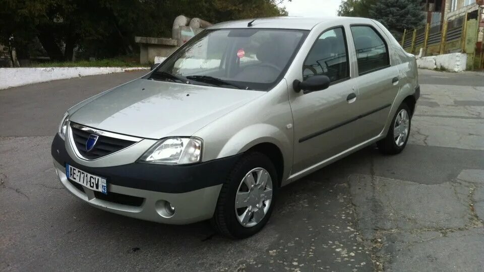 Рено бу краснодарский край. Dacia Logan 4. Рено Логан 2006. Dacia Logan 2006. Рено Логан 2007 года 1.4.