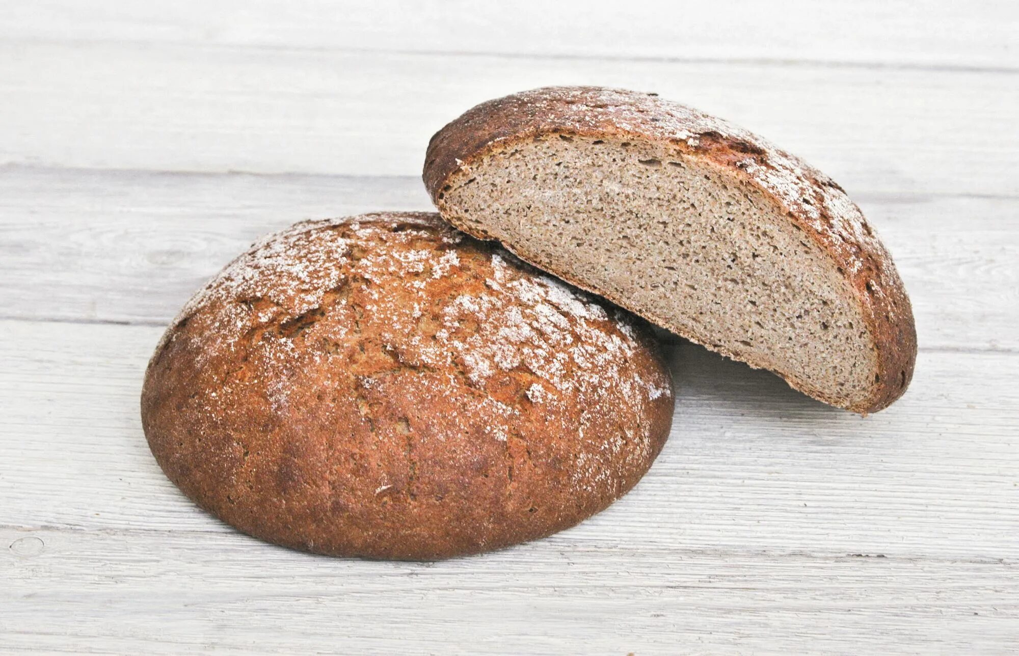 Хлеб ржанопшеничный поддовый. Хлеб ржано-пшеничный подовый. Хлеб пшеничный деревенский подовый. Хлеб пшеничный отрубной. Ржаной хлеб смесь