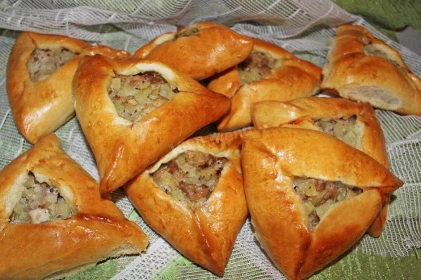 Тесто для треугольников с мясом и картошкой