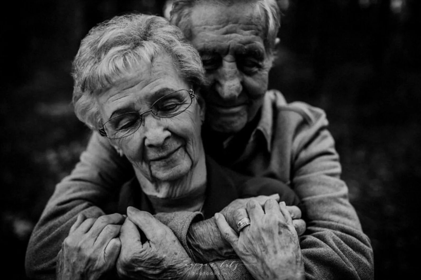 Красивые картинки бабушки и дедушки. Старый человек. Пожилые люди. Старость. Старая пара.