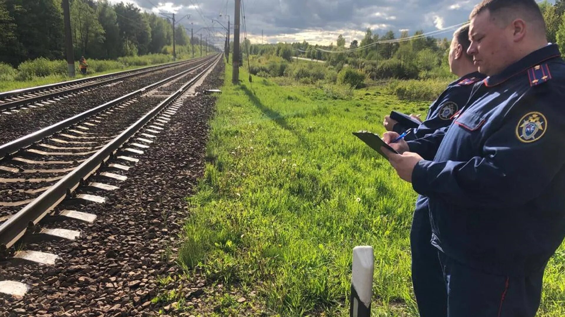 Нов 30 мая. ЖД Шевлягино. Сбила электричка Подмосковье. Железная дорога для детей. В Подмосковье электропоезд сбил девочку.