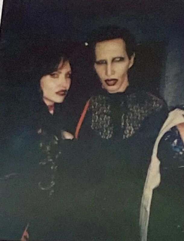 мэрилин мэнсон плакат. мэрилин мэнсон 2021. мэрилин мэнсон сейчас. мэрилин мэнсон фото. мэнсон 2024.