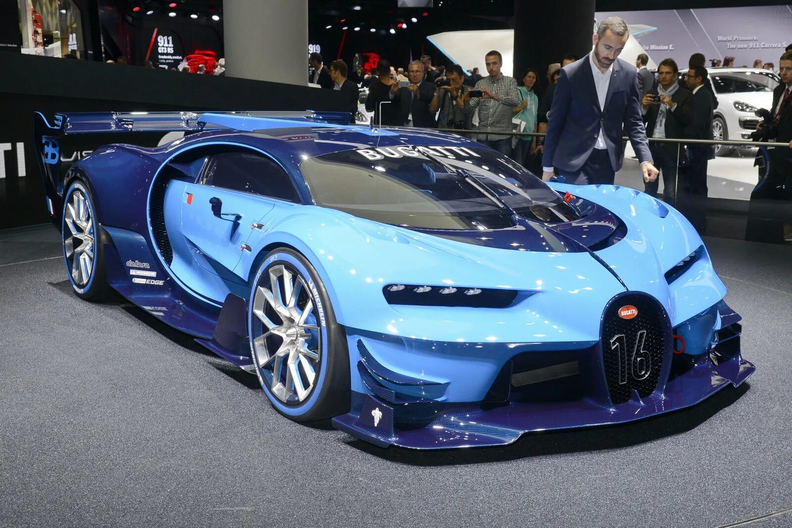 Bugatti Vision Gran Turismo 2015. Bugatti Chiron концепт 2020. Бугатти Вейрон 2021. Бугатти Вейрон 2020. Bugatti 1500