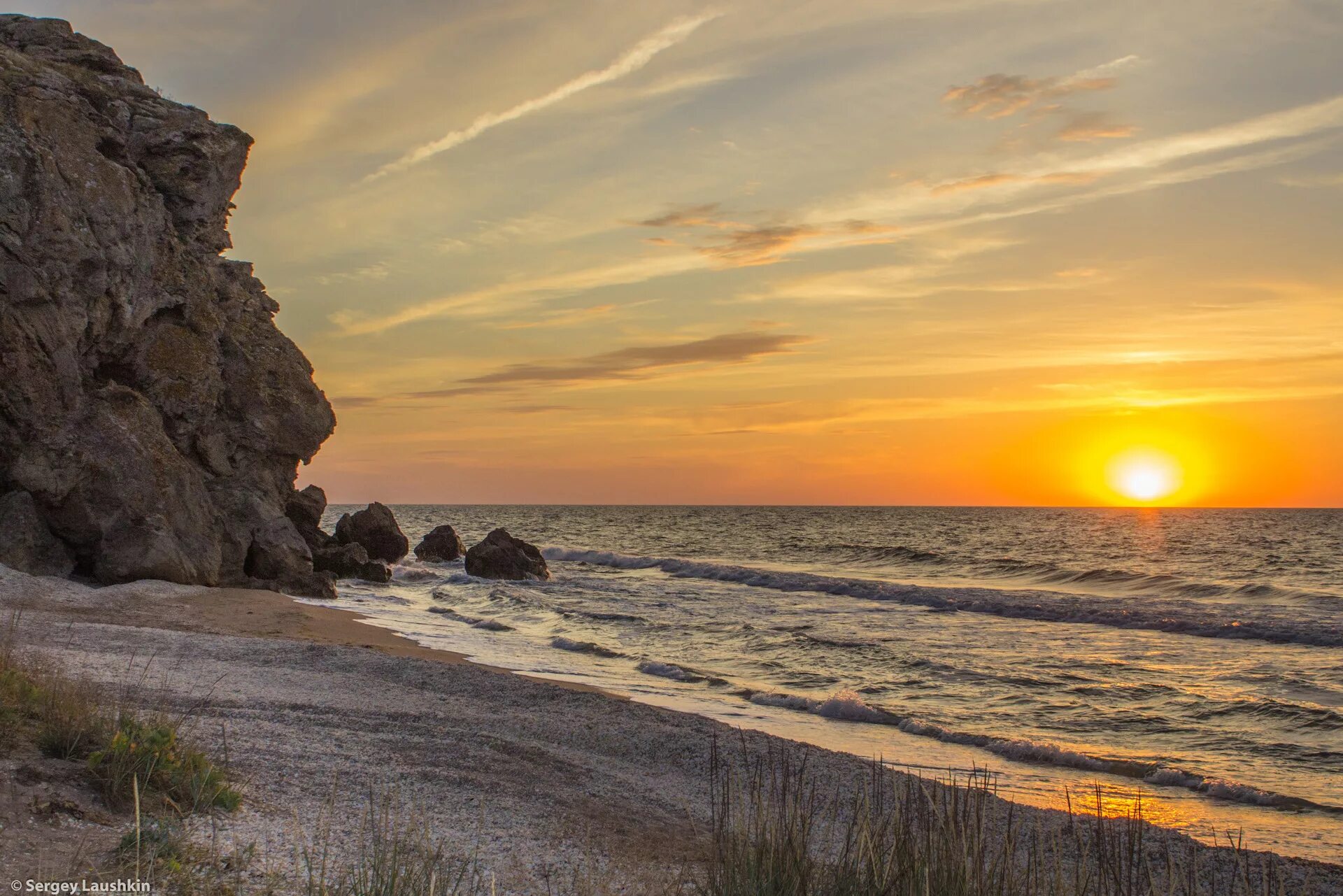 черное море в керчи. генеральские бухты крым. бухта павловская керчь пляж. караларский парк керчь. черное море в керчи.