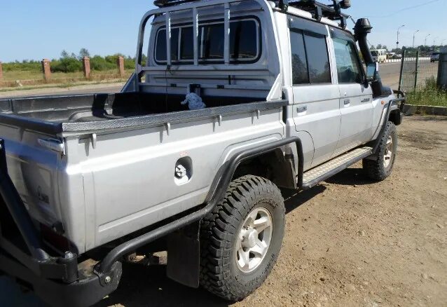 Пикап защита. Ленд Крузер 79. Тойота ленд Крузер 79 пикап. Toyota Land Cruiser 79 Pickup. Toyota Land Cruiser 79 кузов.