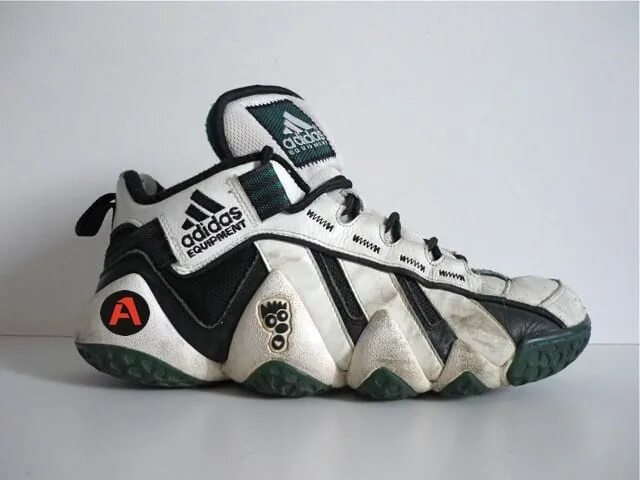 Адидас кроссовки 90 мужские. Кроссовки adidas Equipment 1995. Adidas Equipment 1990. Adidas Equipment 1996. Adidas Equipment 2000.