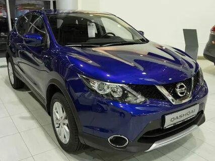 Nissan синий