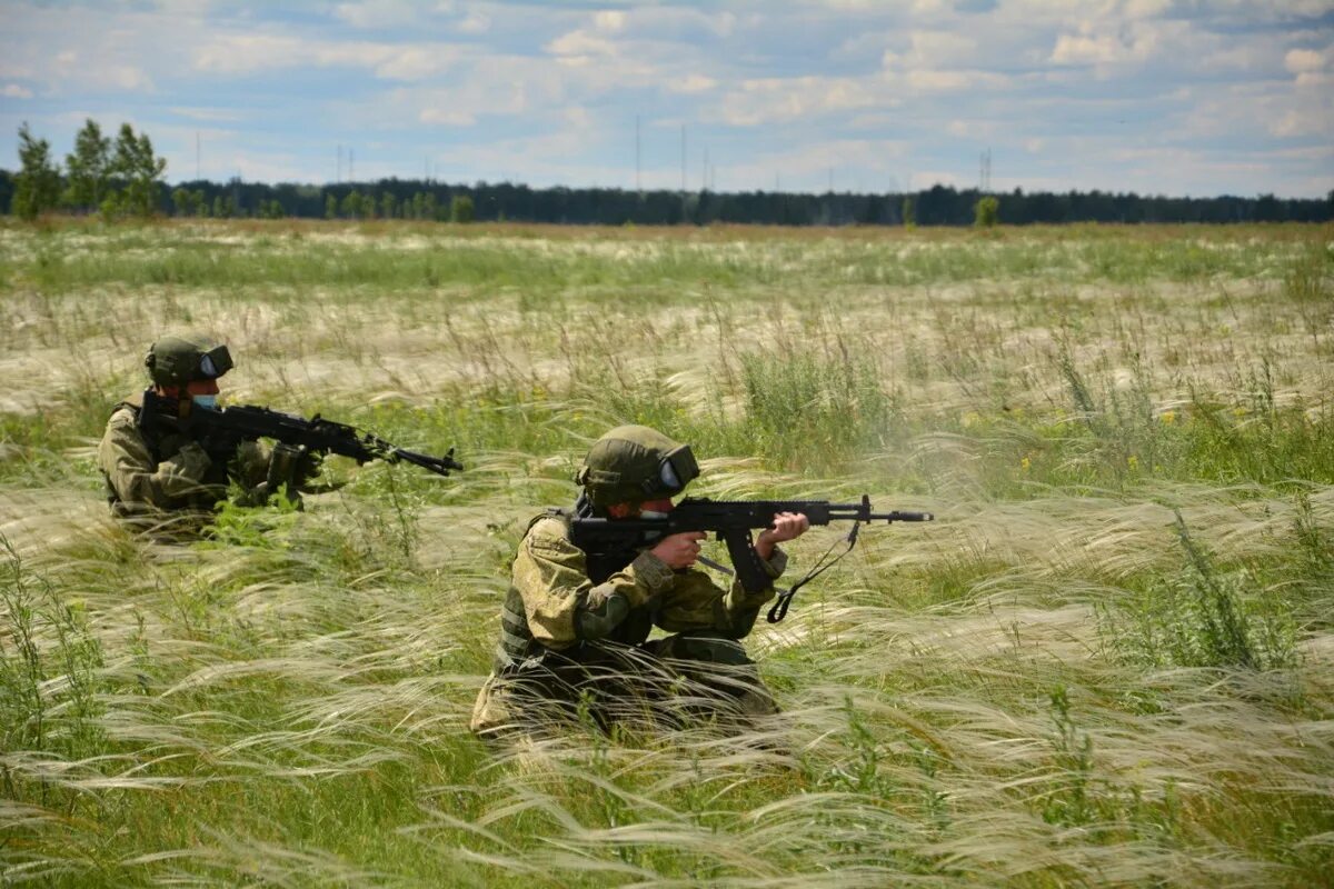 Спецназ разведки РФ. Спецназ ЦВО учения. Спецназ ЦВО РФ. Военная разведка вс РФ бойцы. Основным военным противником россии была