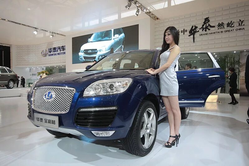 Ли авто модели. Китайский автомобиль ctl161. Китайские автомобили 2022 Хавал. Бренды китайского автопрома. Китайский автосалон.