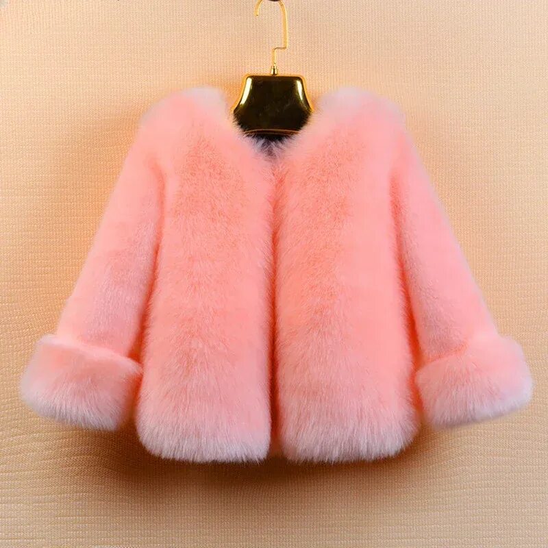 Kids fur coat. Бомбер меховой детский мальчик. Детская норковая шуба. Леопардовая куртка для девочки. Детские шубки из искусственного меха.