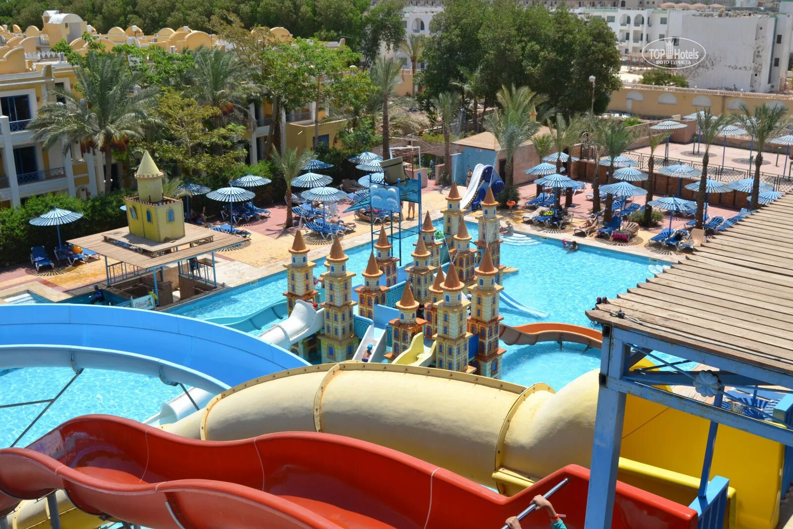 Mirage bay resort aqua park ex. Hurghada mirage bay resort aquapark ex lillyland. Лилиленд египет хургада. Отель мираж египет хургада. Мираж египет хургада 4 отель.
