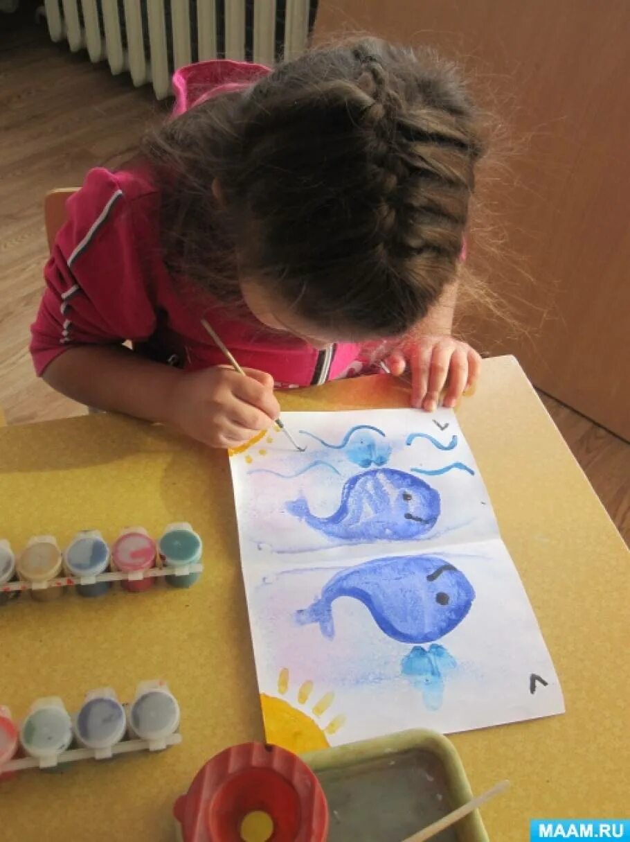 Дошкольное рисование занятия. Рисование в детском саду. Нетрадиционное рисование в средней группе. Рисование в детском саду старшая группа. Рисование монотипия в детском.
