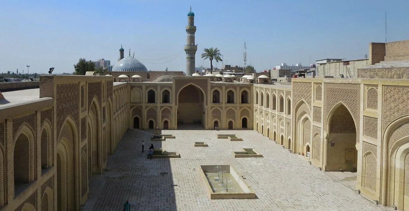 Арабский халифат город багдад. Медресе Аль-Мустансирия. Медресе Мустансирия в Багдаде. Дворец Аббасидов в Багдаде. Медресе Низамейи.
