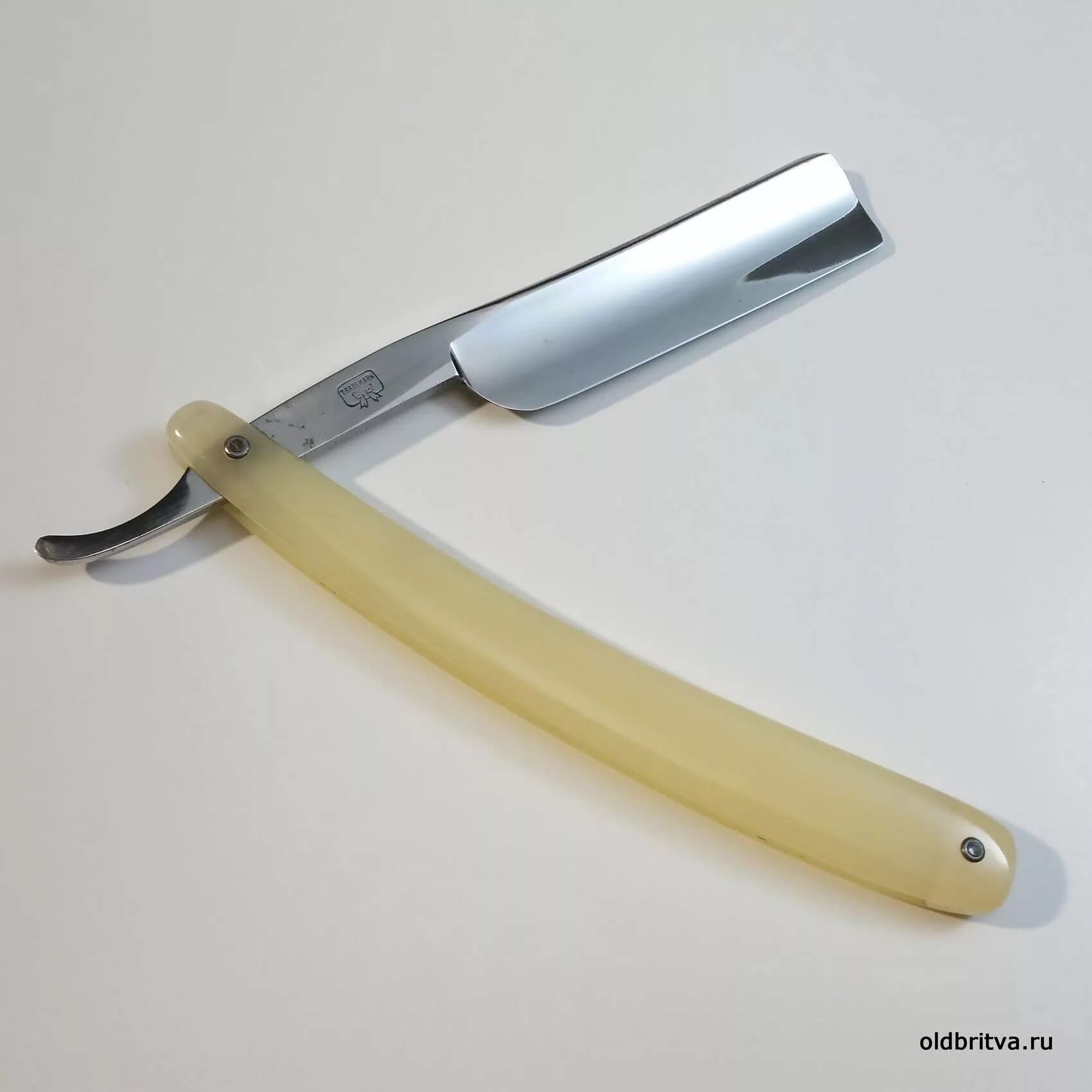 Ремень для заточки опасной бритвы. Опасная бритва metzger pr-185. Эрл опасной бритвы. Заточка ножей элек\бритвы philips hr2730. Заточка опасной бритвы.
