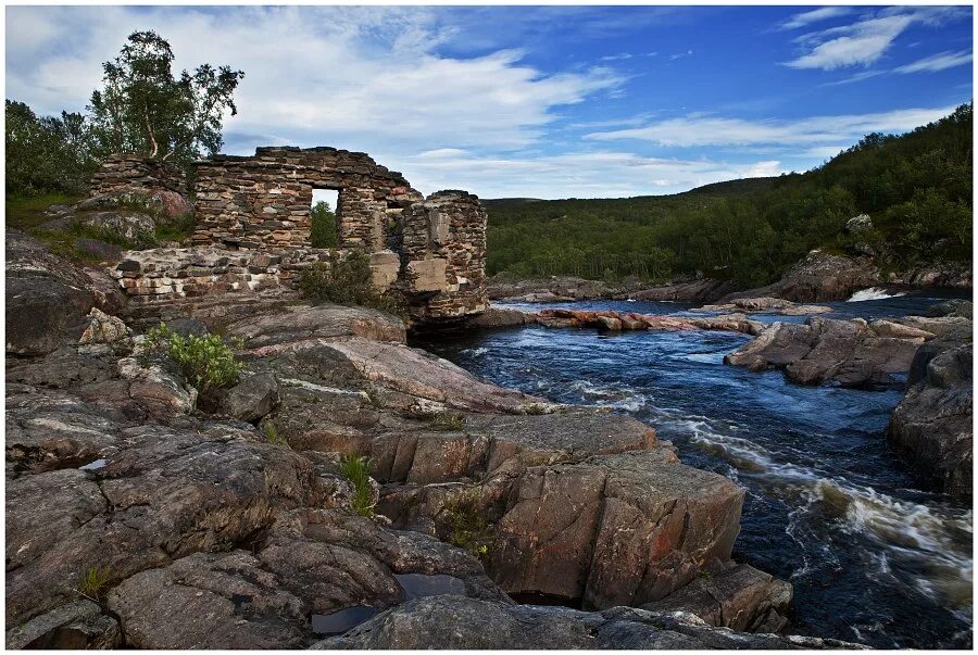 Водопад мельничный титовка. Водопад титовка мурманская область. Титовка мурманская область. Мельничный каскад титовка. Поселок титовка мурманская область.