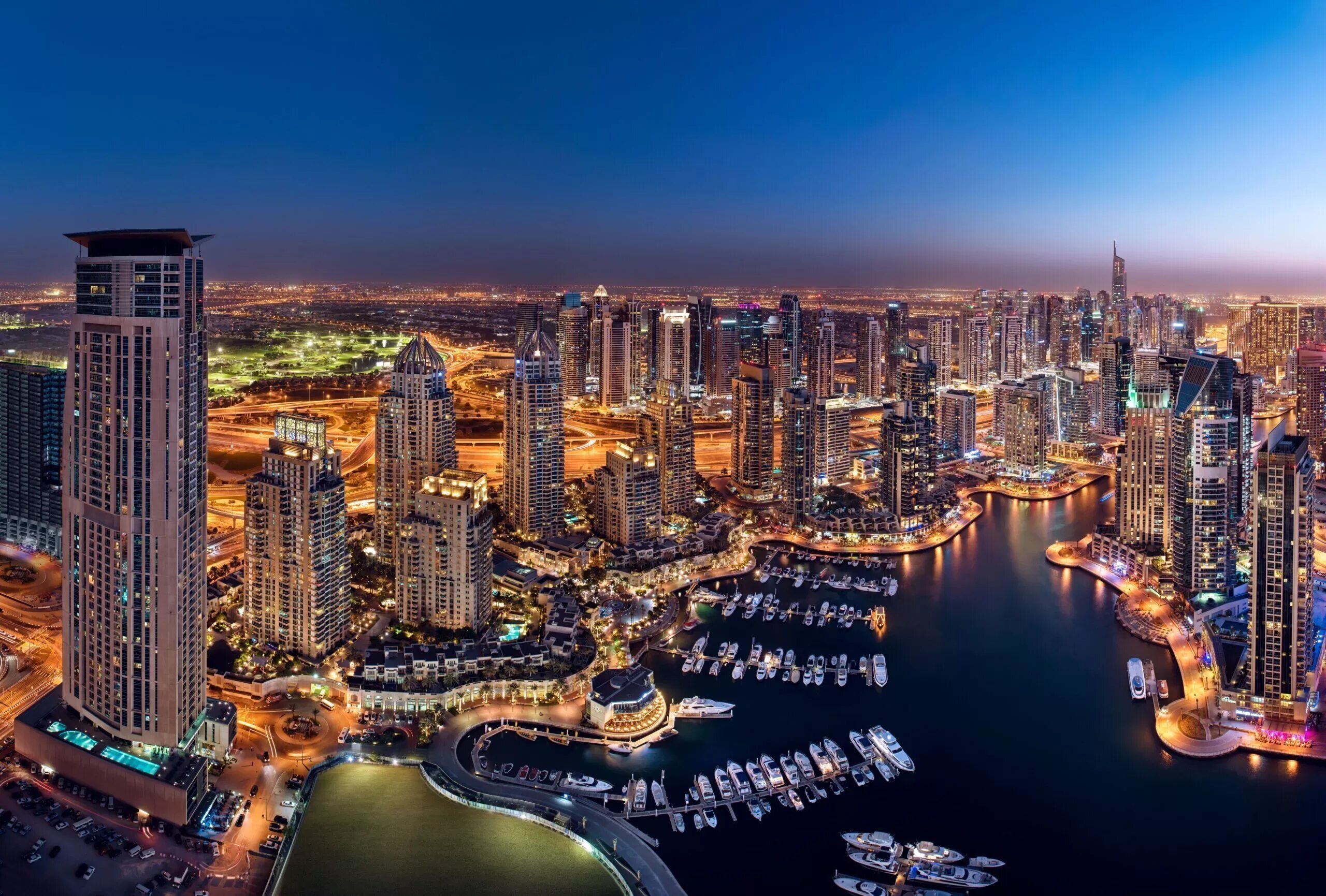 Dubai marina дубай. Дубай город. The world best city. Даунтаун дубай 2022. Сити скайлайн дубай.