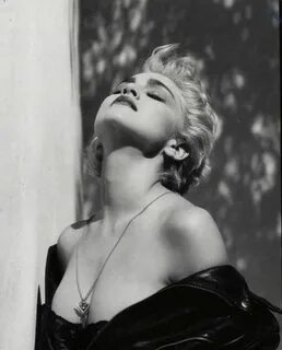 Madonna 👑 Madonna photos, Lady madonna, Madonna true blue.