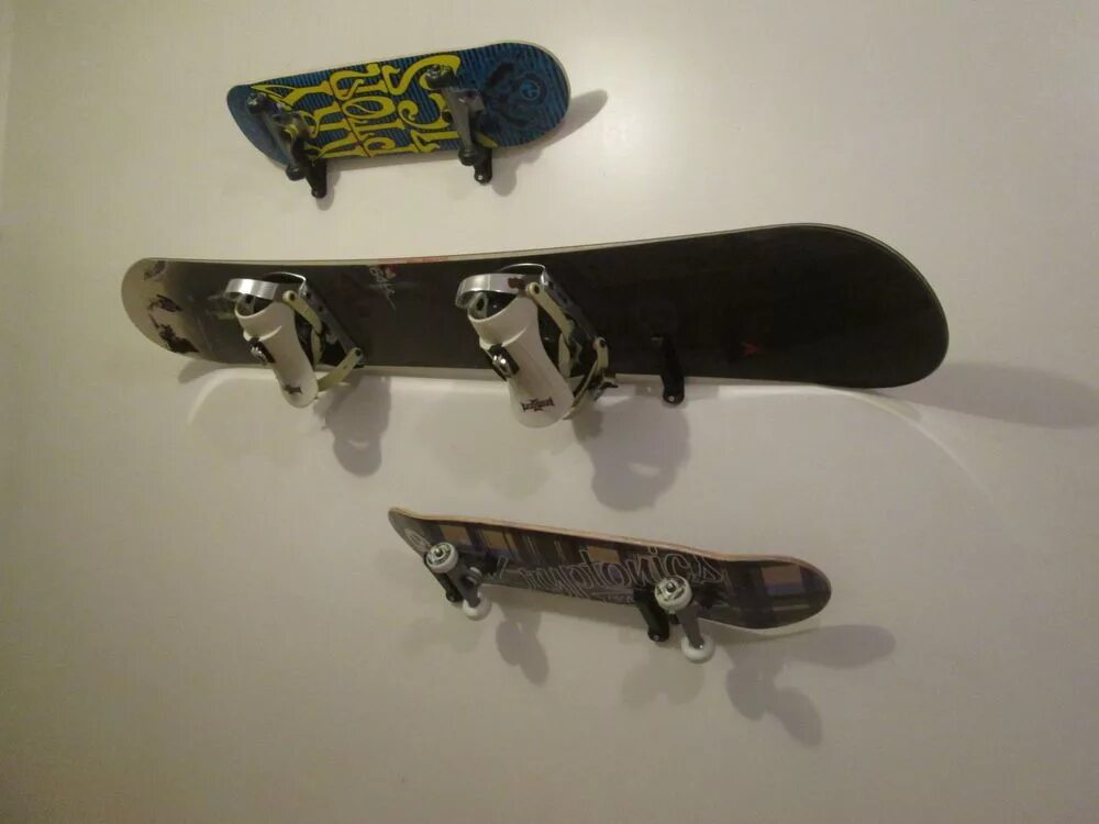 Бампер для сноуборда. Крепёж для сноуборда burton board wall mnts. сноуборд lamar track 162. запчасти для сноуборда charm k2-lsp-10-x. вешалка для сноуборда.