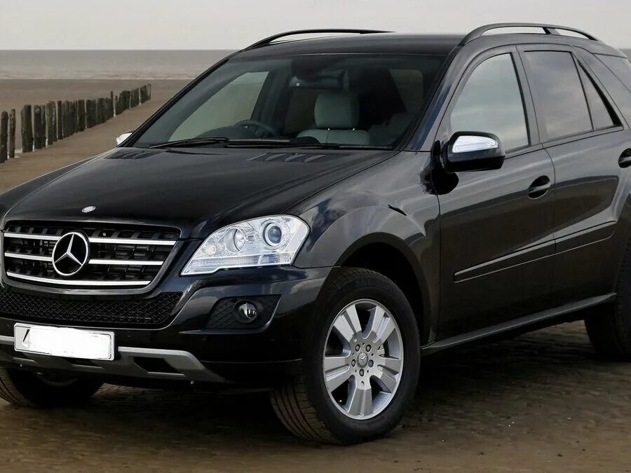 Мерседес 350 купить бу. Mercedes Benz ml 320. Мерседес Бенц мл 320 2005. Mercedes-Benz m-class (w164). Мерседес ml 320 2008.