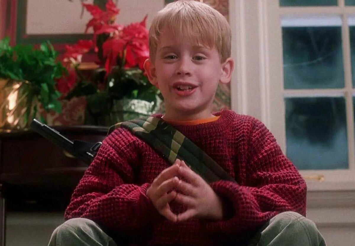 Кевин один дома в 2025 как выглядит Disney screwed up and ruined home alone! YouTube