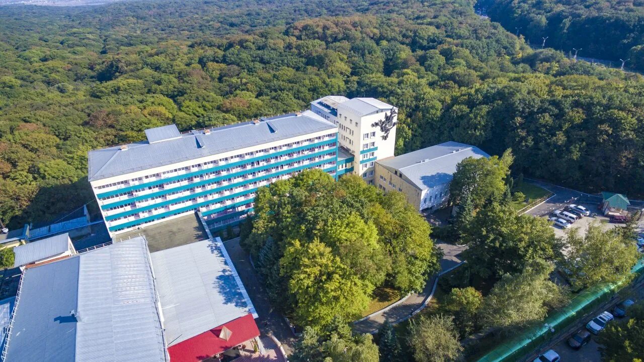 Железноводск 30 лет. Сан 30 лет победы железноводск. Санаторий 30-летия победы. Санаторий 30-летия победы железноводск. Железноводск 30 лет.