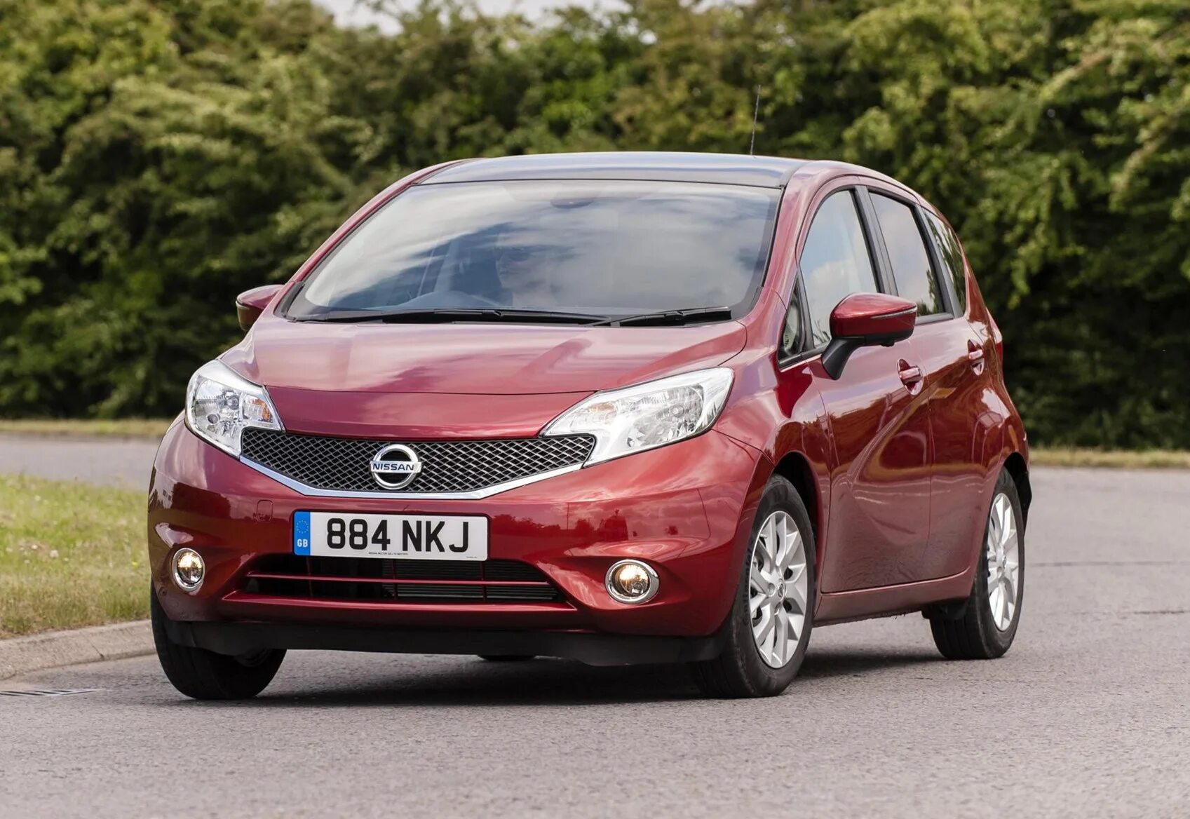 Ниссан ноут e12. Nissan note. Nissan note 2015 4 wd. Nissan note видео. Nissan note e12 2014.