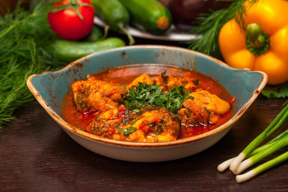 чикен чахохбили. чахохбили зарь. чахохбили из куриной грудки. курочка чахохбили. грузинское блюдо чахохбили.