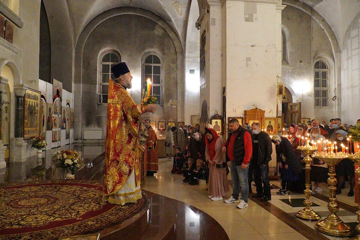 храм василия исповедника расписание богослужений. храм василия исповедника расписание богослужений. расписание служб новомучеников и исповедников в бутово. храм василия исповедника расписание богослужений. соборование в церкви василия исповедника у рогожской заставы.