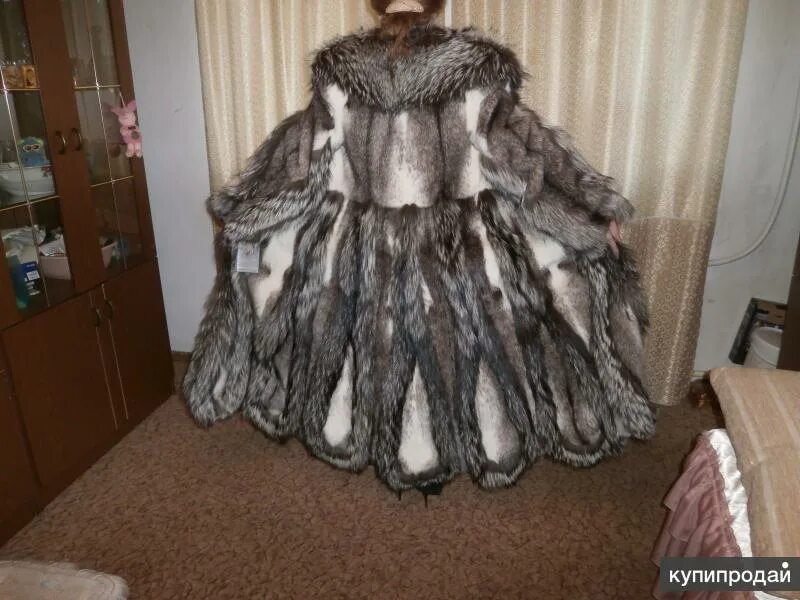 Продам шубу новую