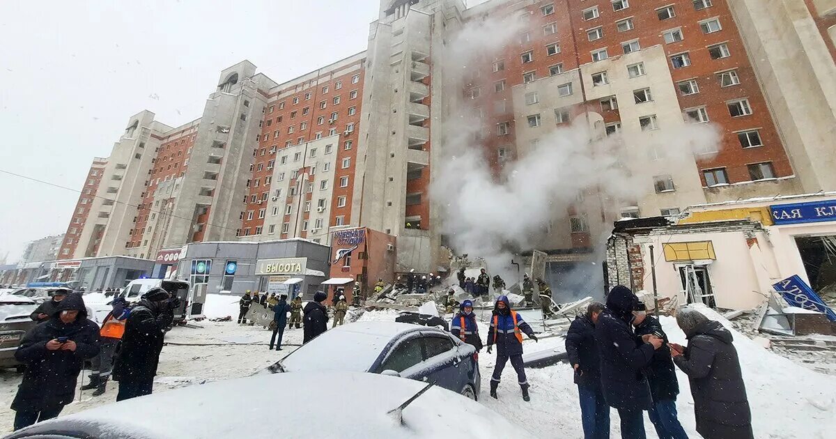 Чп 26 февраля. Взрыв газа Мещерский бульвар. Нижний Новгород Мещерский бульвар взрыв. Взрыв газа в пятиэтажке в Нижнем Новгороде. Взрыв газа в кафе Нижний Новгород.