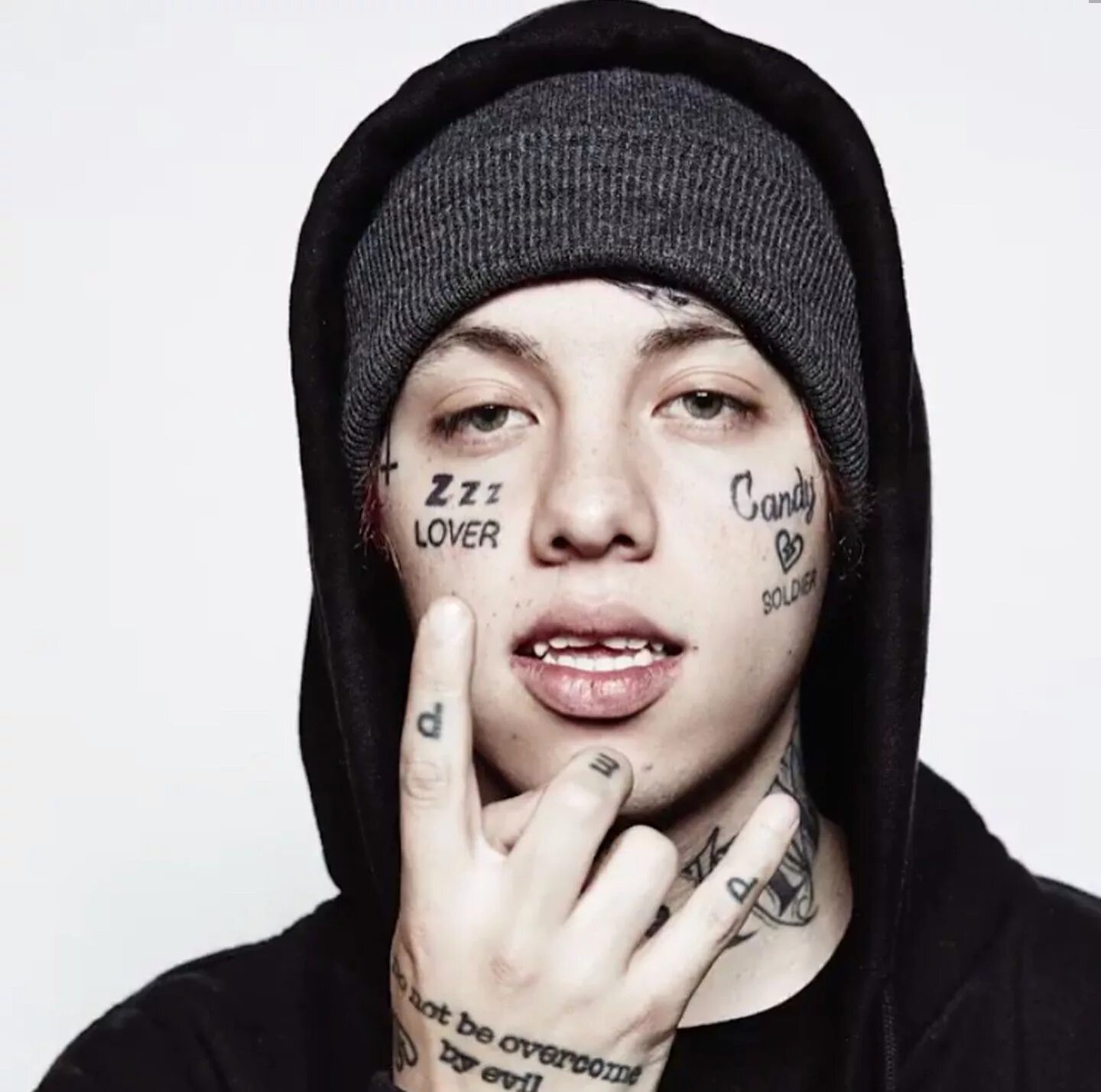 Рэп лицо. Lil xan. Lil xan рэпер. Lil xan тату.