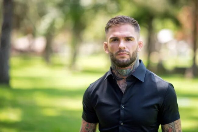 Гарбрандт. Cody Garbrandt. Коди Гарбрандт стрижка. Стрижка Коди Гарбрандта. Коди Гарбрандт фото.