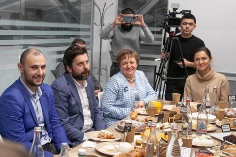 Журналист встречи