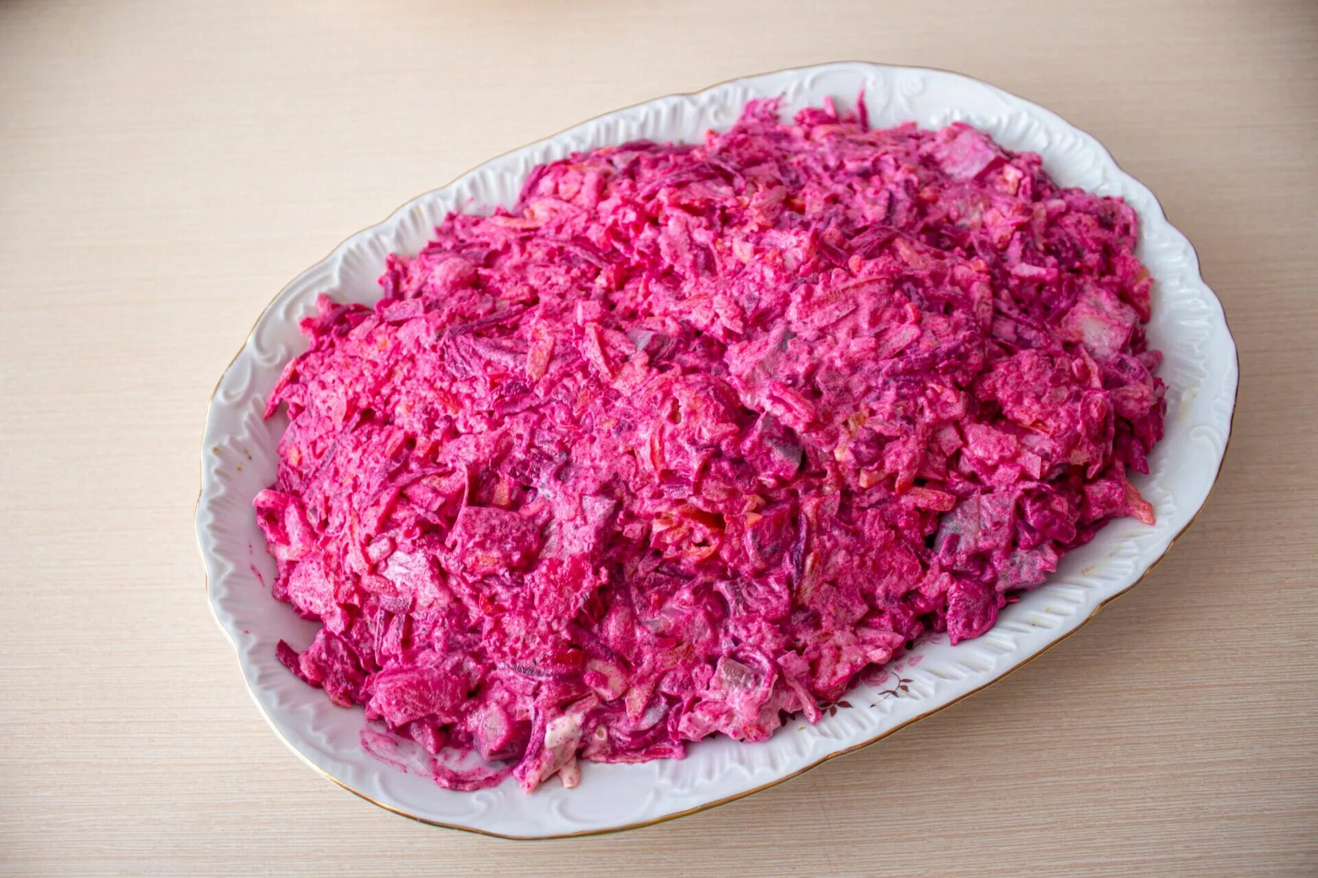 Салат ленивая шуба. Ленивая селедка под шубой рецепт. Салат ленивая селедка под шубой. Ленивая закуска сельдь под шубой. Селедка под шубой в хлебе.