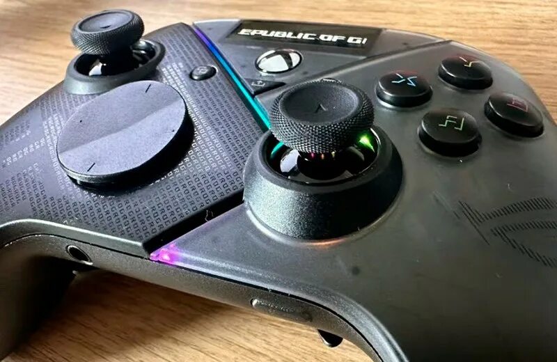Геймпад с экраном. Playstation 5. Asus rog raikiri pro. Геймпад asus rog raikiri pro. 4g wireless raikiri pro, черный.