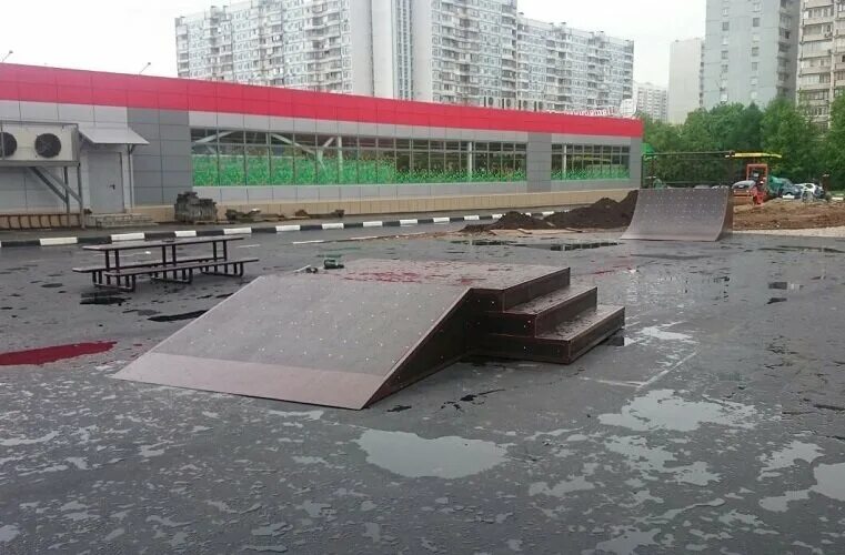 Скейт парк южная москва. Скейт парк южное медведково. Скейт парк южная москва. Скейт парк южная москва. Скейт парк в парке сосенки.