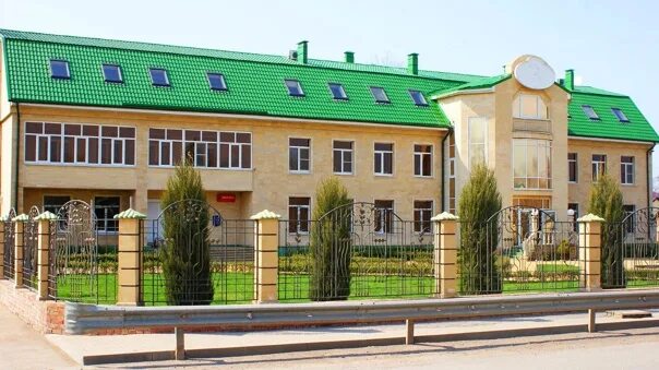 Красный сад центральная 4. Церковь красный сад батайск. Церковь царственных страстотерпцев батайск. Церковь красный сад батайск. Церковь царственных страстотерпцев батайск.