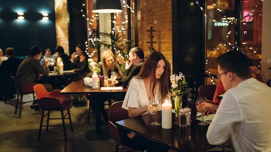 Палома кантина санкт петербург. Бар палома кантина санкт-петербург. Палома бар казань. Палома ресторан. Палома кантина казань.