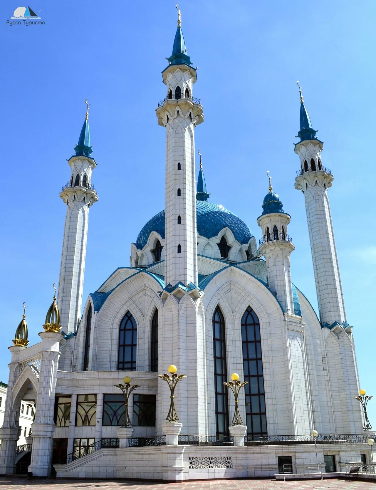 Мечеть кул шариф. Мечеткул Шариф в казан. Мечеть кул Шериф в Казани. Главная мечеть Татарстана кул-Шариф.