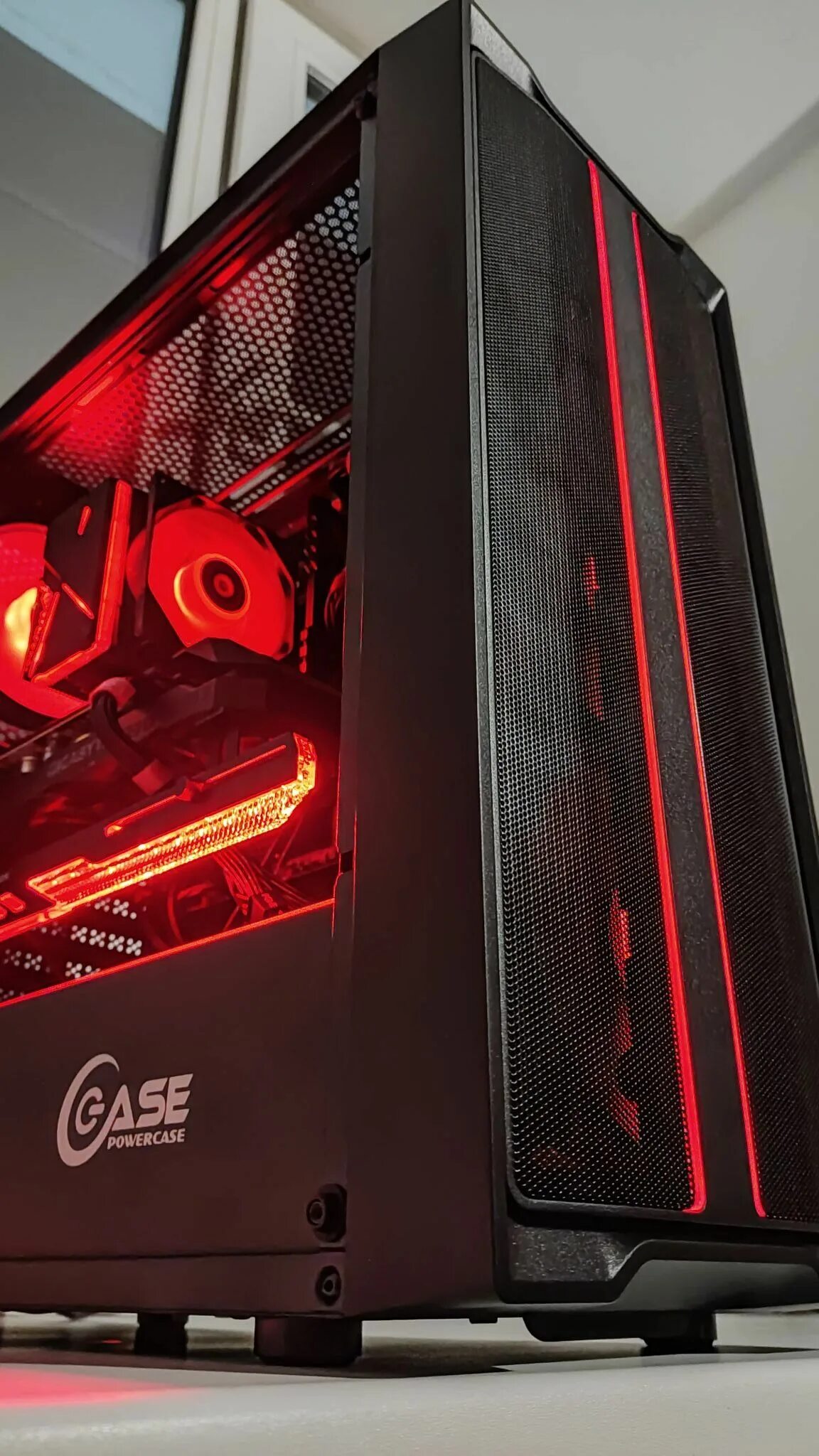 Powercase mistral edge cmieb l4. Powercase mistral edge cmieb l4