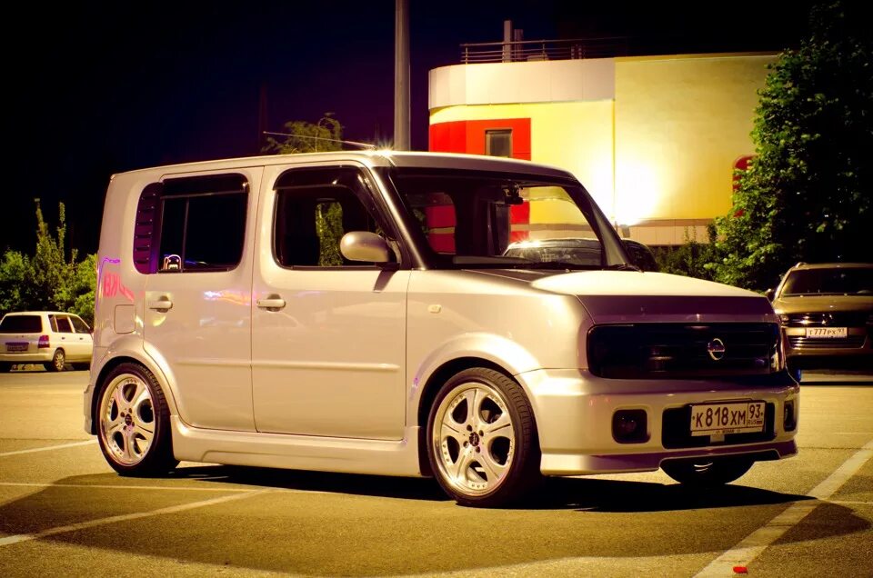 Ниссан куб зет 10. Nissan Cube 2. Ниссан куб 2020. Ниссан куб 2018. Nissan Cube 2003 года.