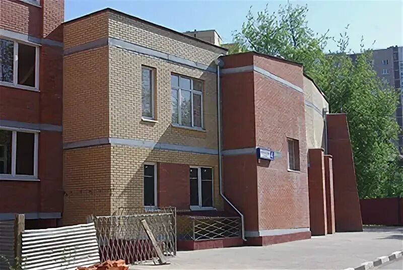 Городок калининград сеть магазинов. Улица морской проспект магазин городок. Химический городок. Старый городок магазины. Старый городок магазины.
