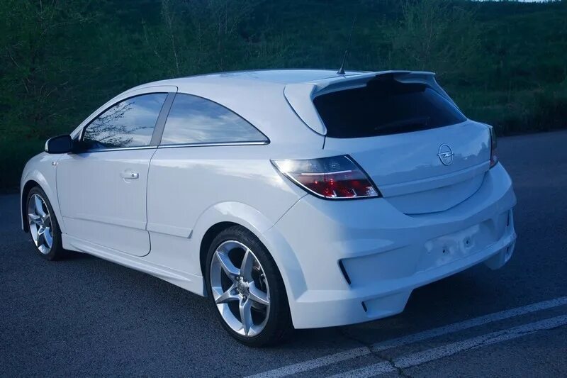 Купить Бампер задний Тюнинг "DM Style" Opel Astra Интернет-магазин VS-AVTO