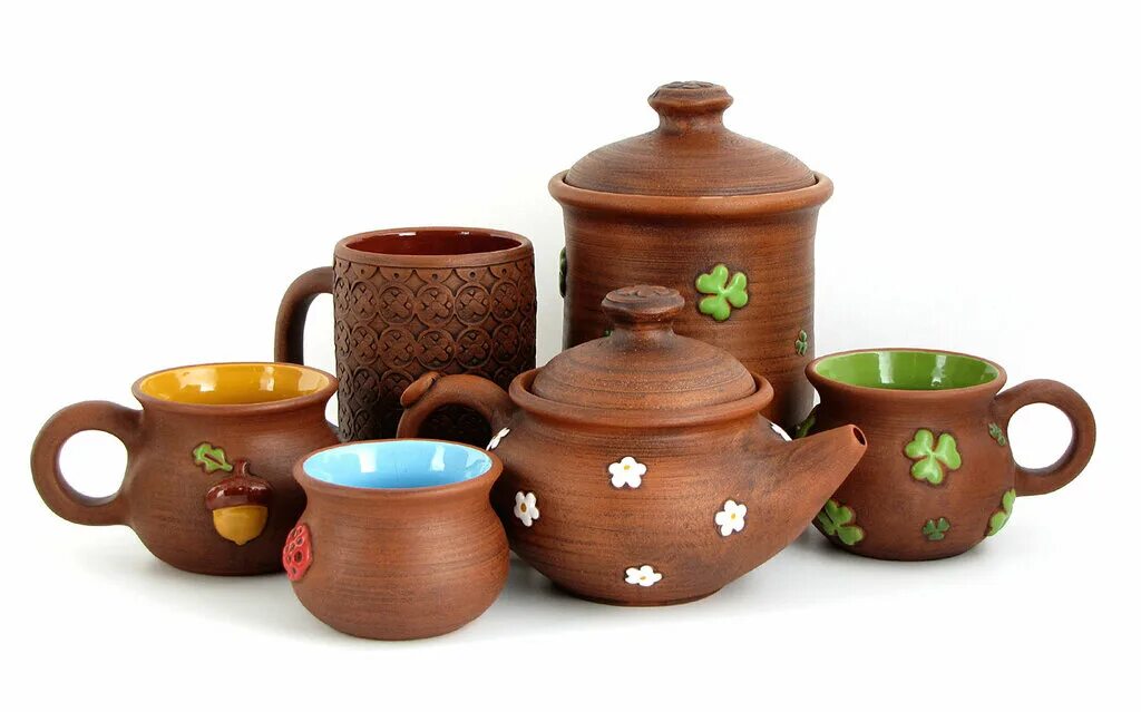 Керамическая посуда. Керамическая посуда москва. Surface serax тарелка. Керамика посуда. Современная глиняная посуда.