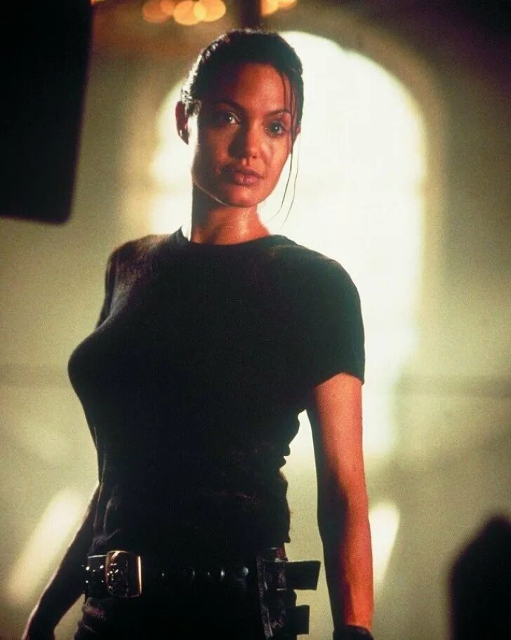 анжндина джолт лара еоофт. лара крофт анджелина джоли. лара крофт анджелина джоли. ажелина жоли в роли лары крфт. Tomb raider анджелина джоли.